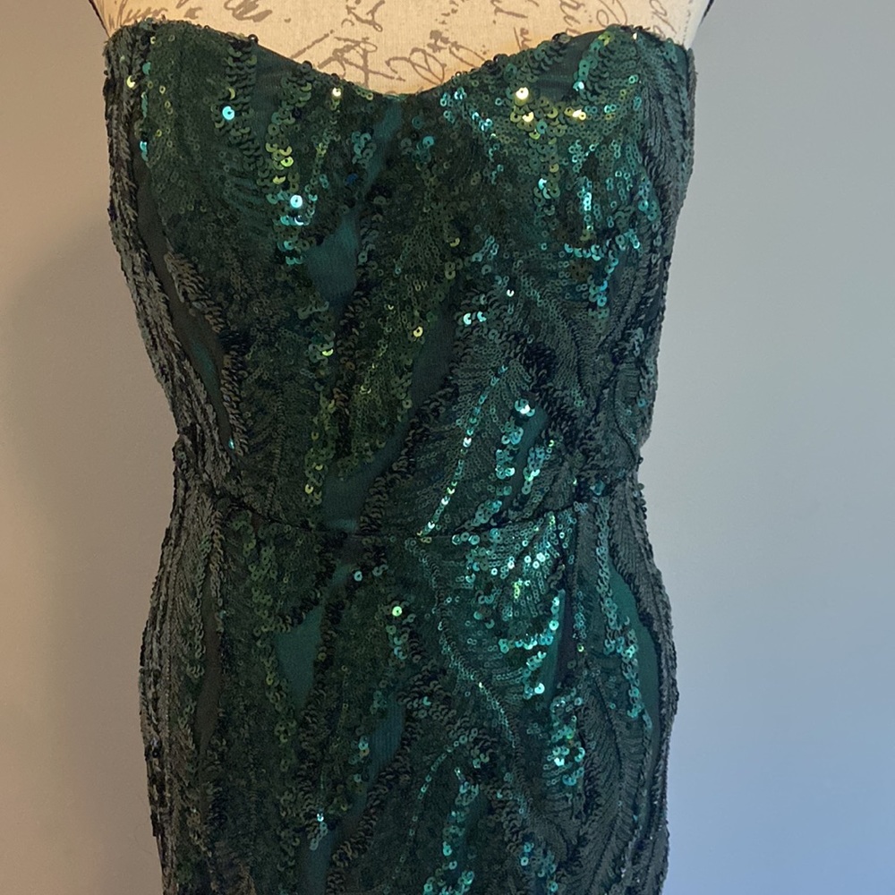 Fashion nova green sequence dress - Picture 2 of 4